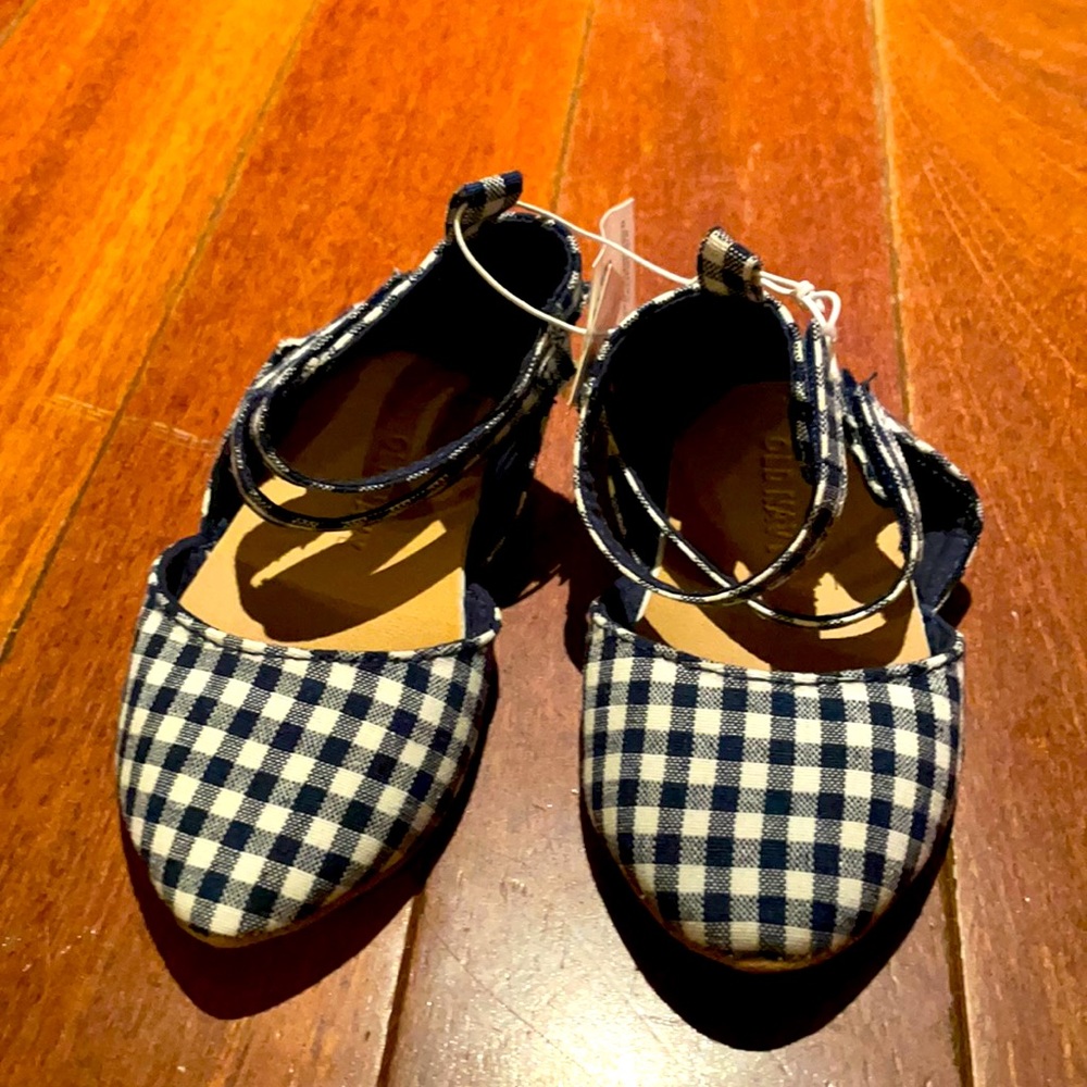Brand new - blue/white checkered flats!